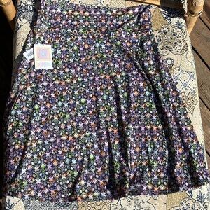 LulaRoe NWT stretchy A line 2X  Geometric Patterned Skirt